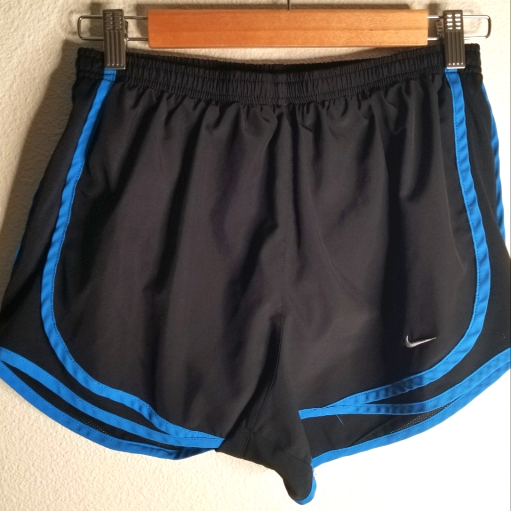Nike Swoosh Lined Running Shorts Dri-fit black with aqua stripes M